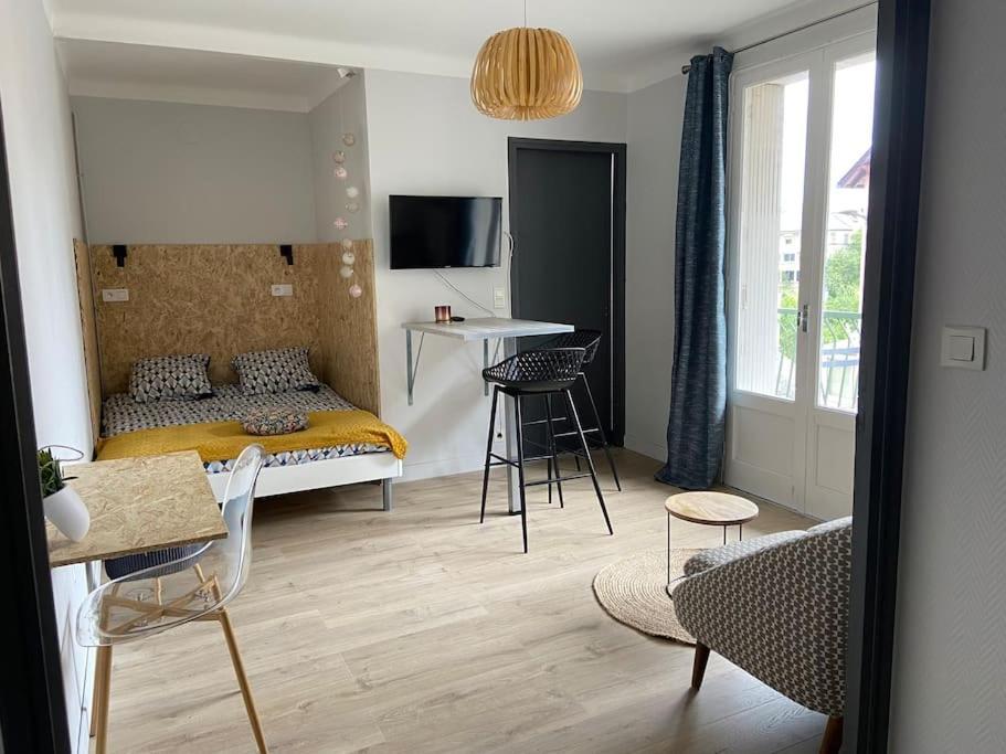 L'Eldorado Ruthenois - Garage & Terrasse Apartman Rodez Kültér fotó